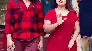 Babu_Ji_Zara_Dheere_Chalo????