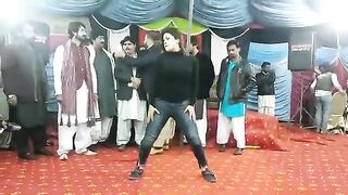 Miss chahat baloch Mast Dance