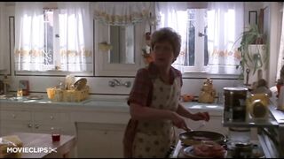 Once Bitten (5_12) Movie CLIP - Mark Hisses at Kids (1985) HD..crdownload