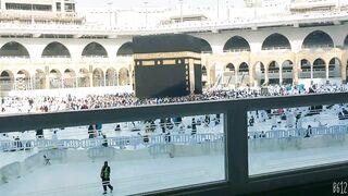 Makkah ki ziyarat- hajre aswad