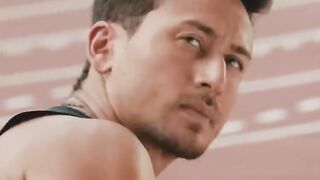 Tiger Shroff Running Attitude Status ???? #Shorts