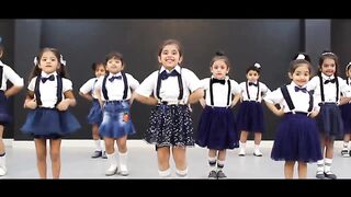 Little kids dance