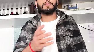 1 plate momos…..