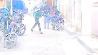 Gali k cricket ????