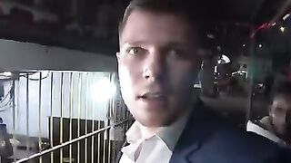 ????????Foreigner eats the best biriyani in Bangladesh