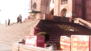 Lahore bachshahe Masjeed ka man Cate