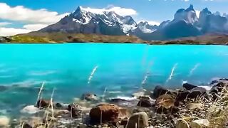 لو انزلنا هذا القران على جبل لرايته خاشعا متصدعا من خشية الله.