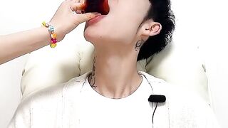 Random_Red_food_MUKBANG