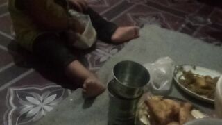 Aftari KY Saman py hamla kr diya bacho ne