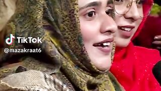 لڑکی کئ شعر نےتبا حی مچادی