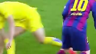 Messi humiliating skill