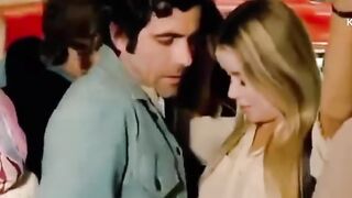 hollywood bus romance
