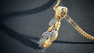 The Yumalis Pendant Rs. 15,358