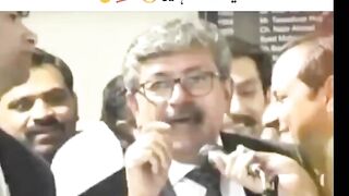Es imran khan kahte hai