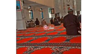 Pray namaz