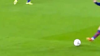 Messi amazing ball control
