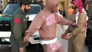 The police in Dubai was so kind !