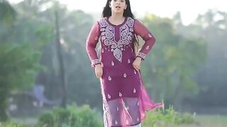 trending song