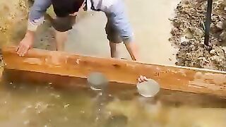 Construction of high power 4 gate dam
