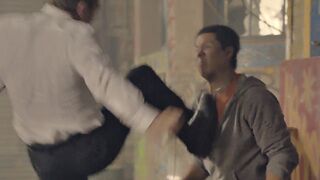 『0057』 A short -term fight and a wrestling in the van. @ 【Transporter-The Series, 2012】