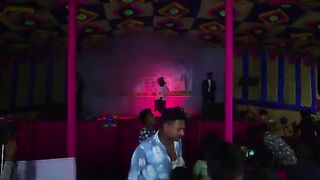 Naice dancing