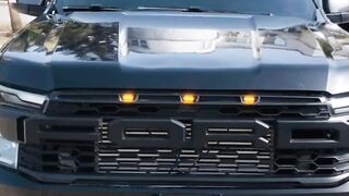 Nouveau véhicule Ford