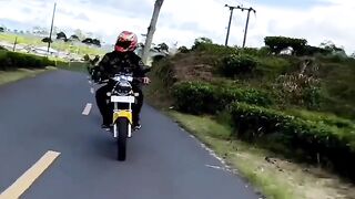 Slow motion video in riders