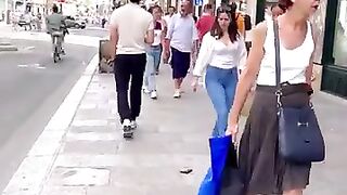Social Experiment
