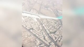Landing ???? moment