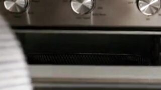 GE Mechanical Air Fryer Toaster Oven + Accessory Set | Convection Toaster with 7 Cook Modes | Large Capacity Oven - Fits 12" Pizza