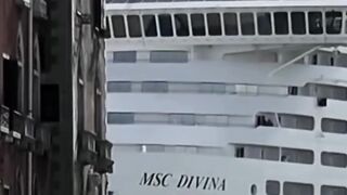 Great ship crash