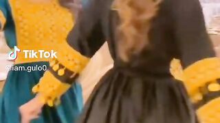 Beautiful gairls dance