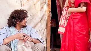 দুজন দুজনকে ভালবাসলে কুঁড়েঘরের মধ্যেও শান্তি থাকে