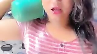 পানির মধ্যে যৌবন জ্বালা