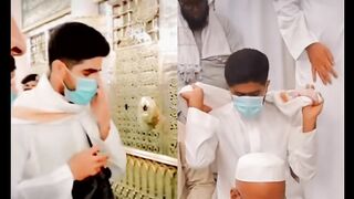 praying on the shrine of the Prophet ﷺ', comments from users He was sincerely.