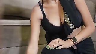 ????नौकरानी ने मालिक को फसालिया जालमे ????