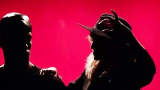 Move (Official Video)(360P).