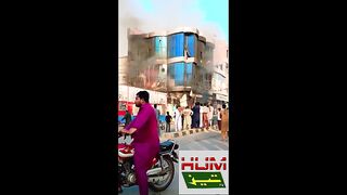 پیزا ریسٹورنٹ کو آگ لگ گئی ہے