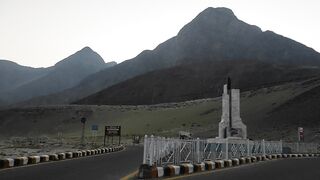 Viral video, KKH near astor valley