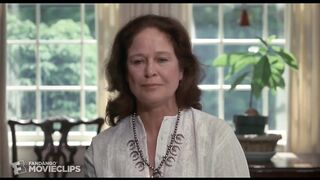 Annie Hall (7_12) Movie CLIP - I Can't Believe This Family (1977) HD.