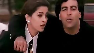 Akshay Kumar & Juhi Chawla Bollywood Song