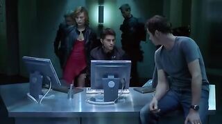 Sliced Open By Lasers | Resident Evil (2002) | Creature Features