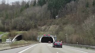 Tunnel