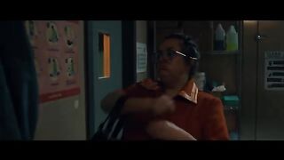 Thanksgiving (2023) - Face Freeze & Dumpster Kill Scene | Movieclips