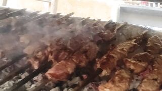 كباب وشيش طاووق
