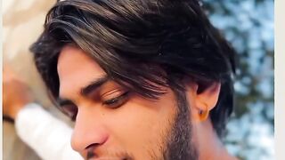Holi.teresath.khelne.ka. moka na .mila