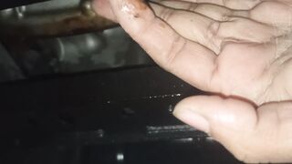 ###Car oil lickeg check