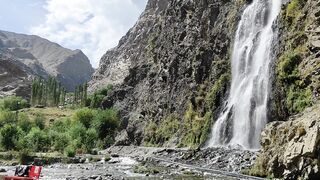 Viral video, Mantokha water fall, sakardu.
