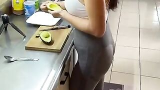 how REAL MAN deal with avocados ????