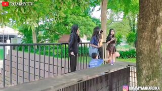 ZOMBIE GANTENG NGEGAS!! PRANK KLAKSON BUS TELOLET.. AUTO KAGET NGOMONG KASAR